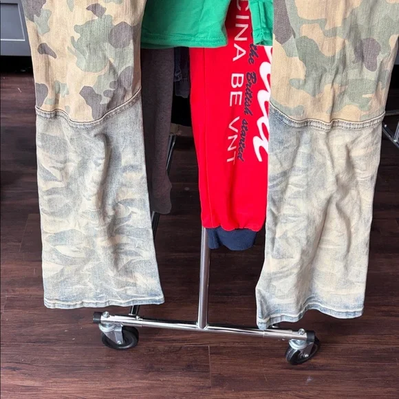 Vintage Distressed Camouflage Patchwork Flare Jeans - Picture 9 of 9